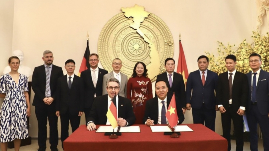 Vietnam, Germany set up energy partnership to advance green transition